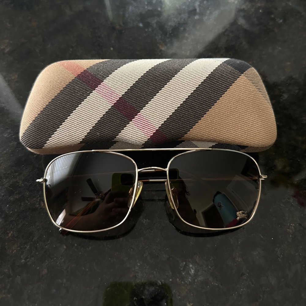 Burberry Black Sunglasses with Classic Design